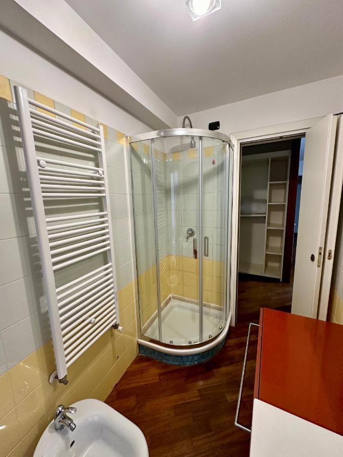 Piazza Carlo Alberto Hotel Каляри Екстериор снимка