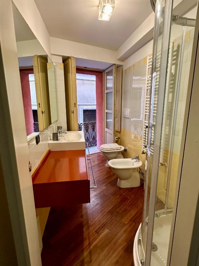 Piazza Carlo Alberto Hotel Каляри Екстериор снимка